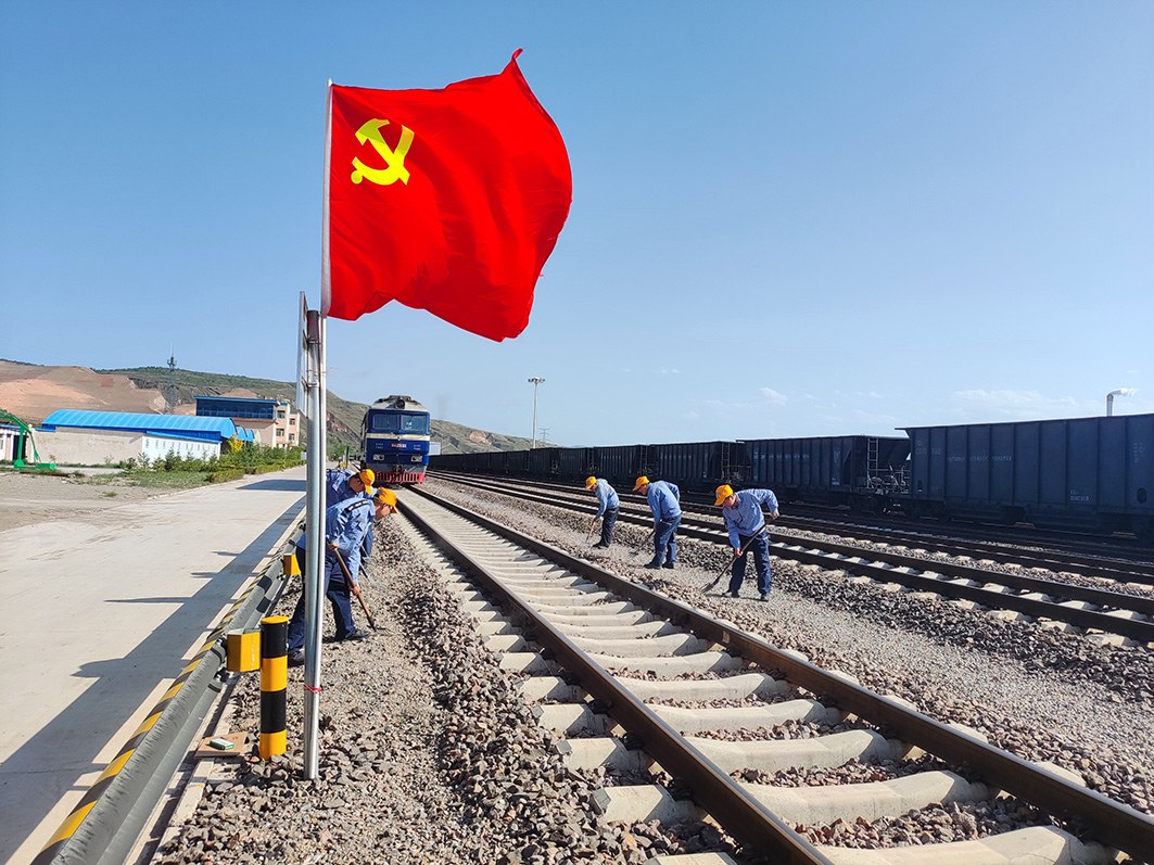 中国香港六开现场直播